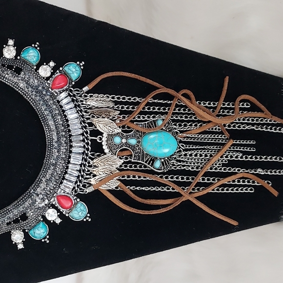 Vintage Necklace Set - Picture 2 of 12